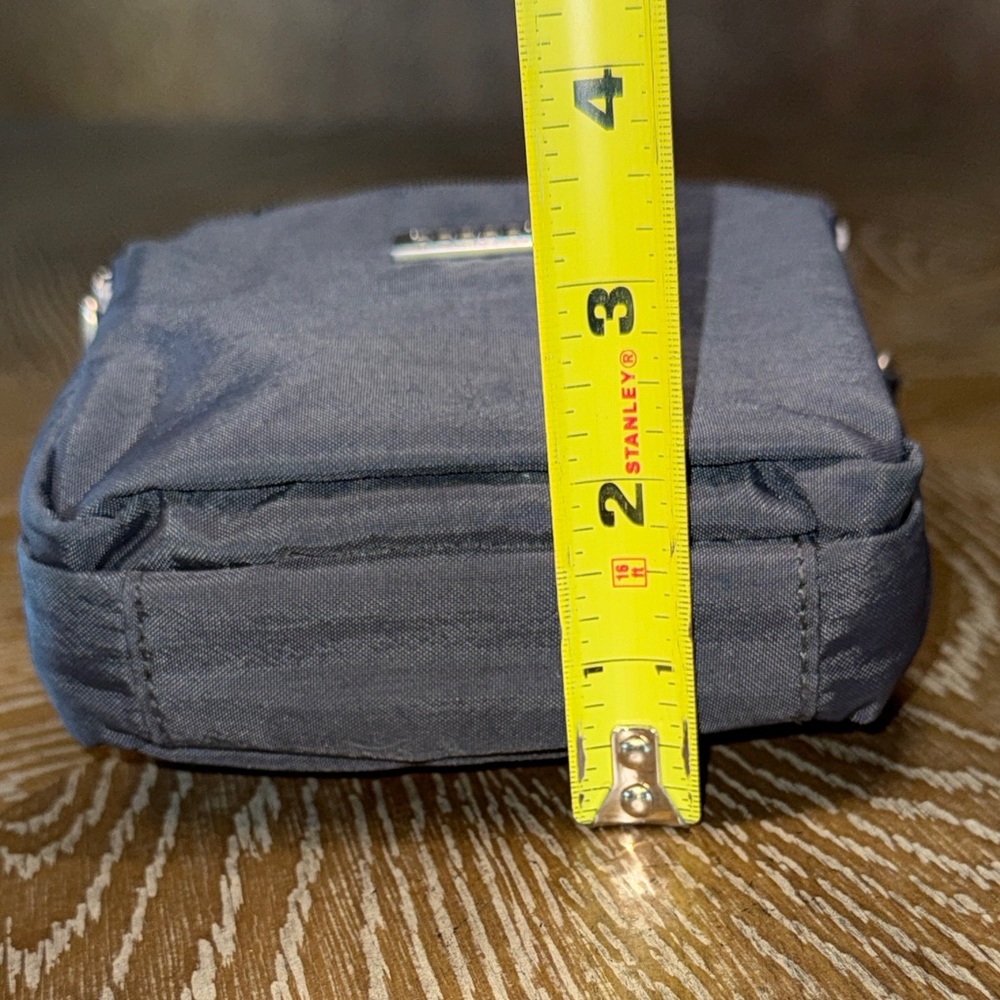 Baggallini Take Two RFID Bryant Crossbody bag in dark charcoal nylon - Picture 9 of 10